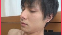 サムネイル 有名大学の****スポーツマン健太郎が兜合わせで亀頭を擦り合って2本同時の大量射精は超必見！！