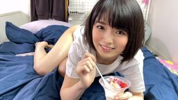 サムネイル えすちゃん２０Cカップおっぱいとお尻