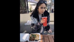 サムネイル 【無・個撮】遊び友達の女子大生に、ノリでフェラチオしてもらいました。