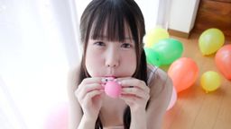 サムネイル 風船フェチの方が歓喜する映像～膨らませて尻で割る～