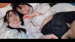 サムネイル 可愛い 女子O生 3P Video Sex 無修正