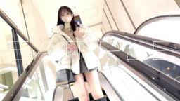 サムネイル 元大手アイドル研究生18歳の生ハ メ・口 内 射 精・潮 吹 き・危 険 日 中 出 し。人生初ずくし