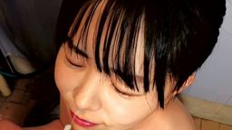 サムネイル 小柄だがオッパイはでっかい美巨乳素人女子のネットリと濃厚なフェラチオで搾り抜かれて大量口内射精♡