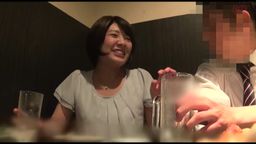サムネイル 【ホットエンターテイメント】リアル素人縁結び企画・憧れの同僚社員とデキるかな？ #025